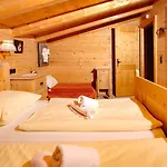 Magdalena Huette Chalet Hippach