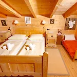 Magdalena Huette Chalet