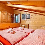 Magdalena Huette 木屋 *
